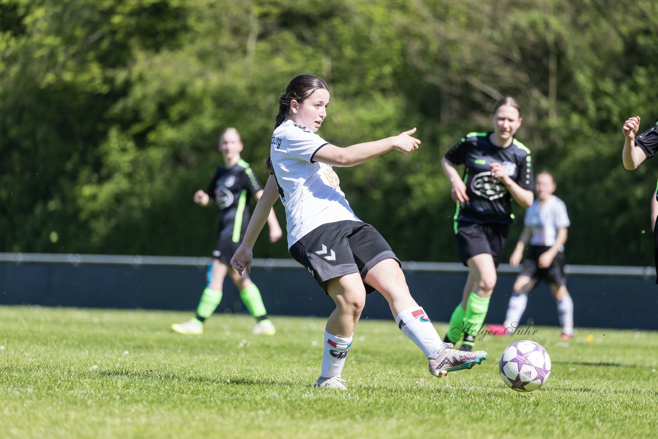 Bild 88 - wBJ SV Henstedt Ulzburg - FSG Oldendorf Itzehoe : Ergebnis: 6:3